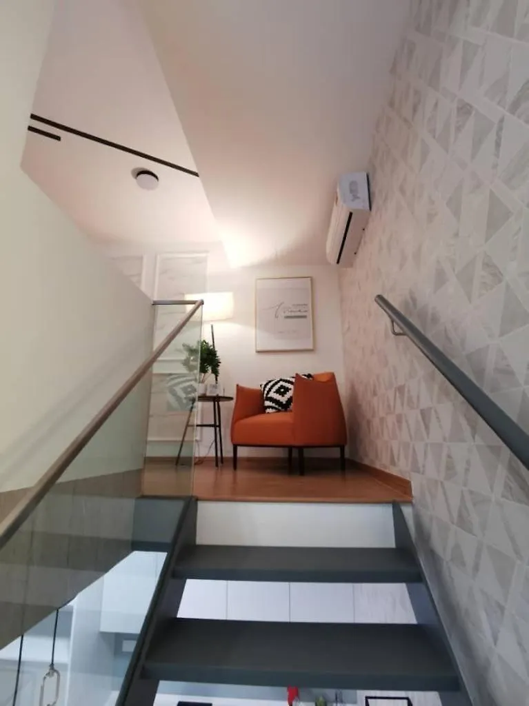 Ekocheras Cozy House Link Mrt Shopping Mall Kuala Lumpur 0*,